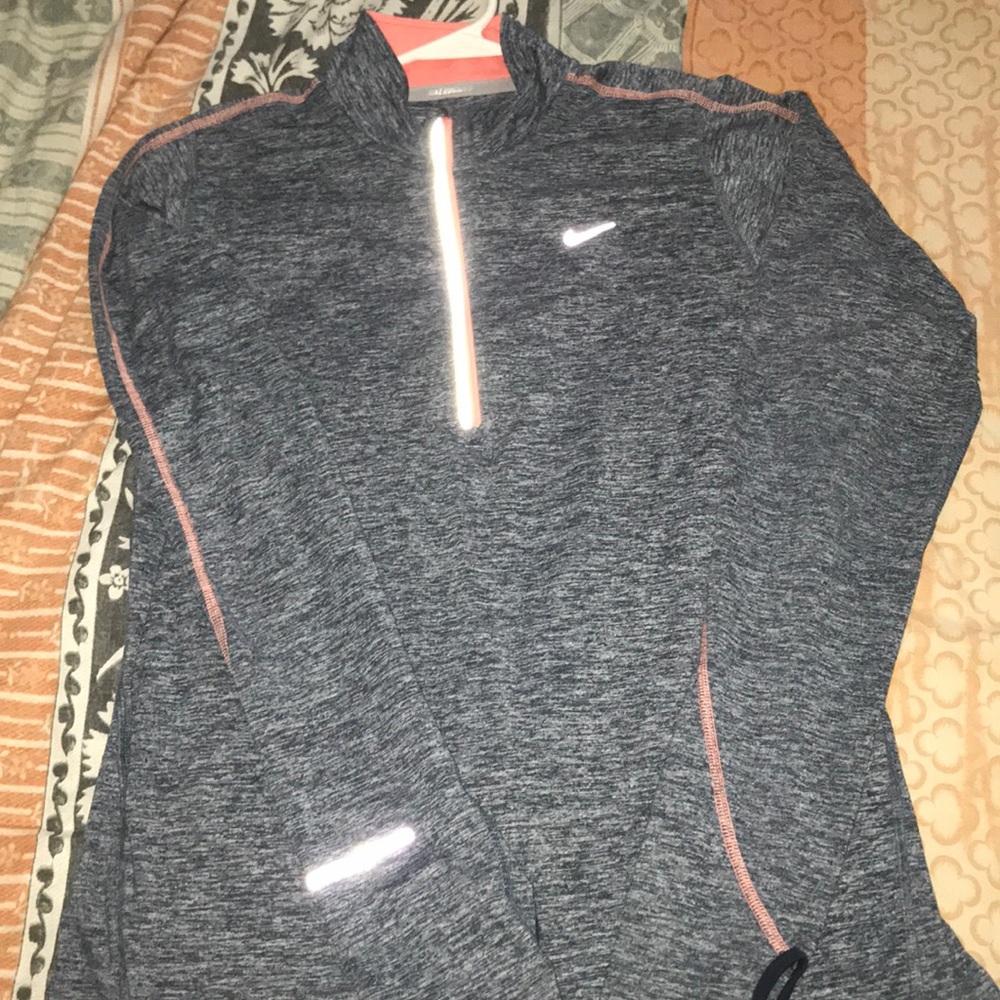 Nike sweat shirt